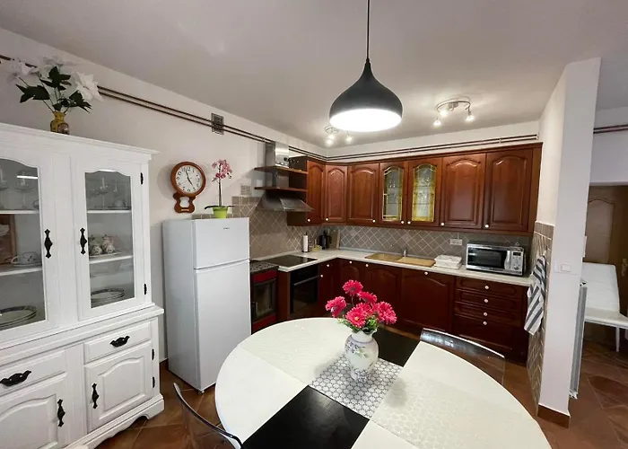 Pr Sterni - Hrvatini 187 * Ankaran